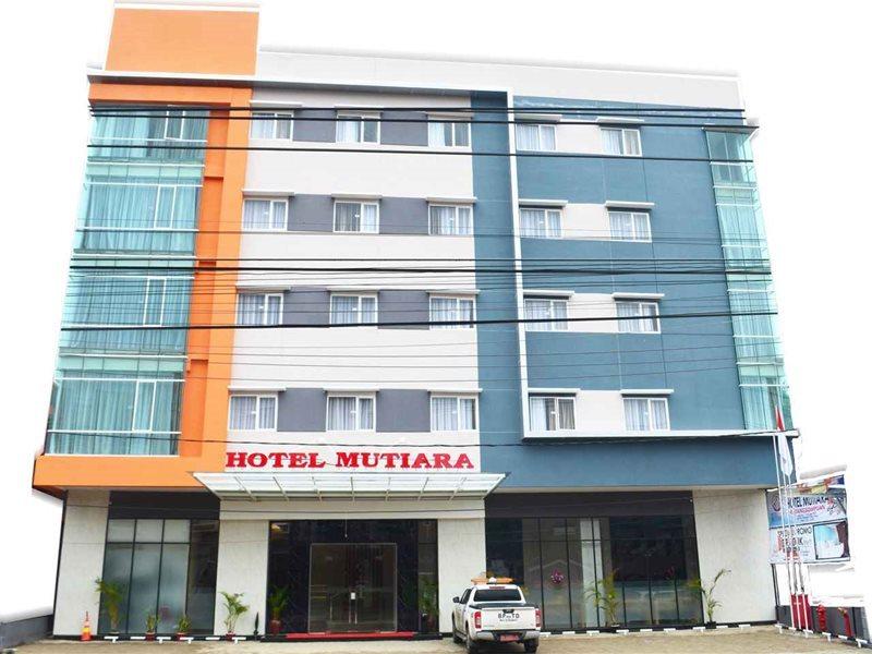 Hotel Mutiara Mitra Reddoorz Padangsidimpuan Екстериор снимка